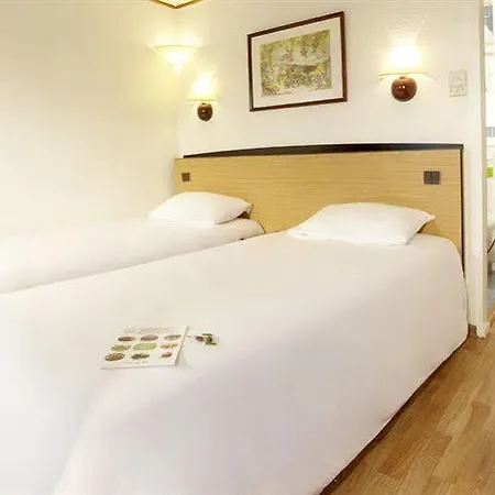 Otel Campanile Besancon-ouest Chateaufarine Besançon
